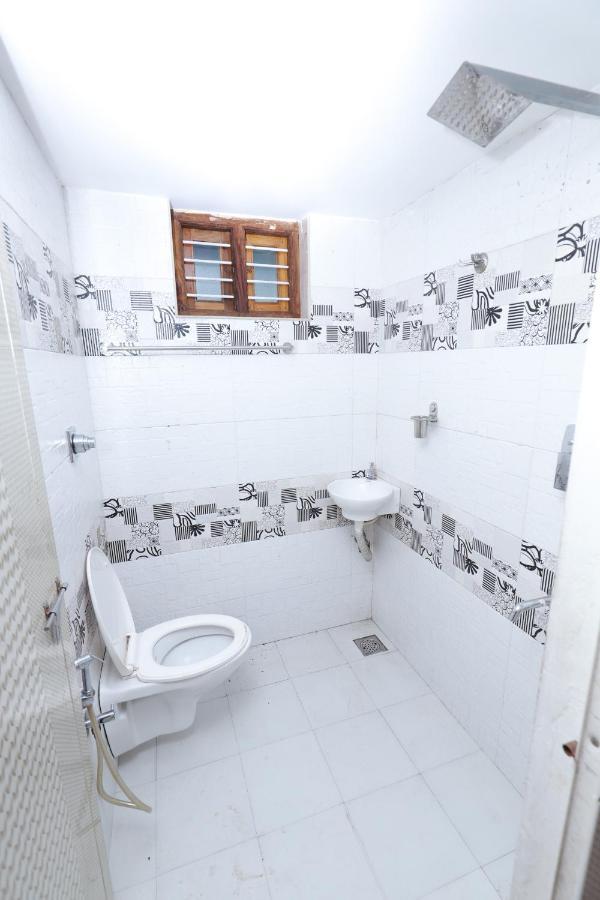 7Coloursholidays Kanthalloor Room photo